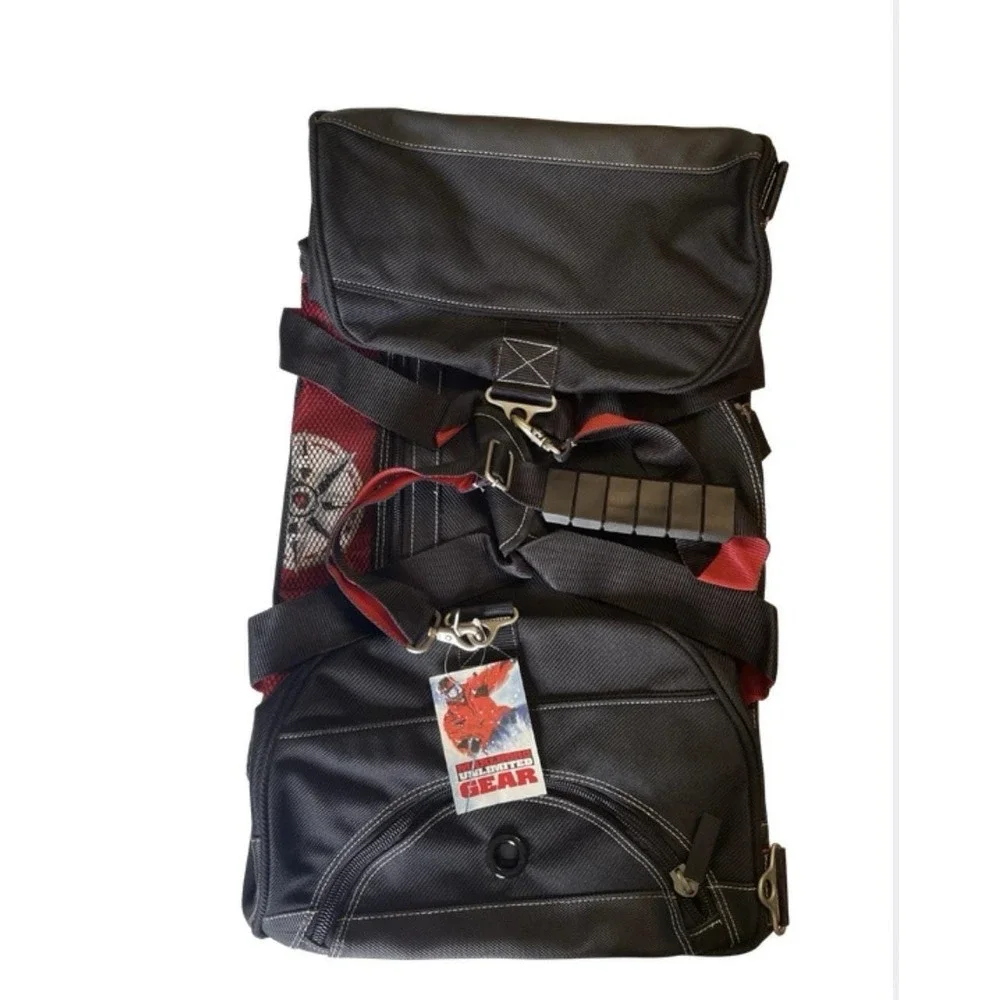 NEW Large 1997 Marlboro Unlimited Gear 26